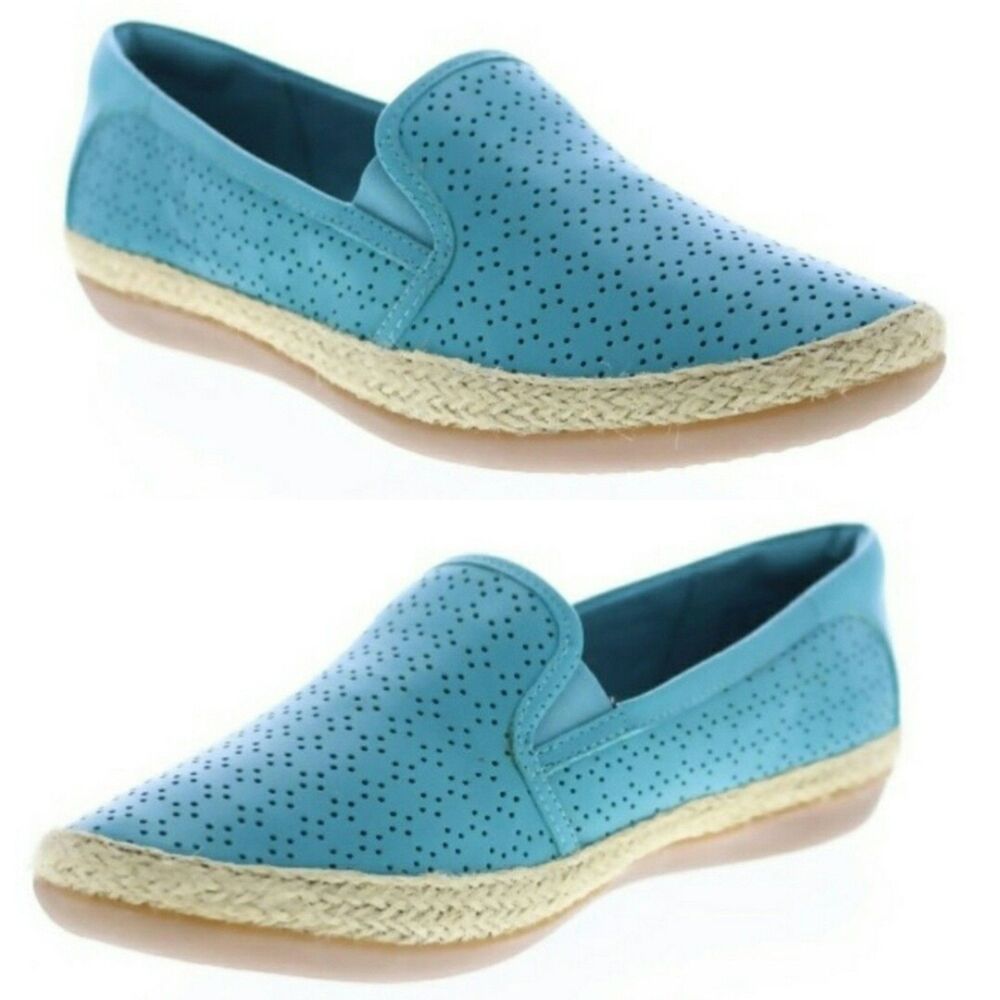 Turquoise/Teal Colored Clarks Danelly Ballet Flat Women's Size 10